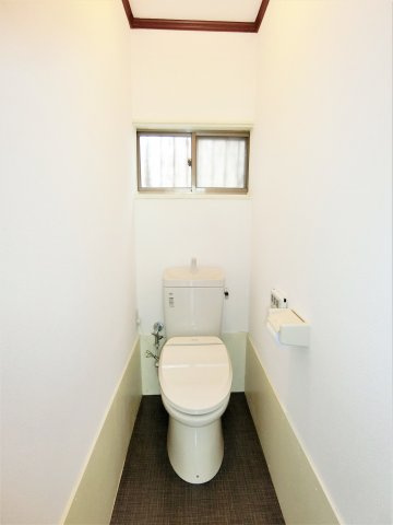 土気町1553邸のトイレ