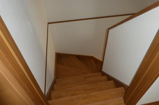 フォルム恵喜のその他|階段