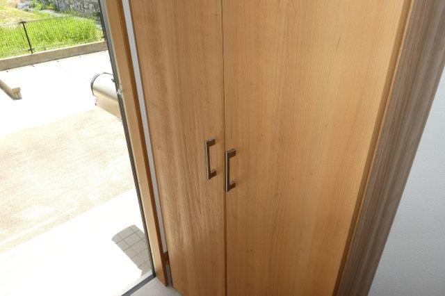 フォルム恵喜の玄関|シューズボックス