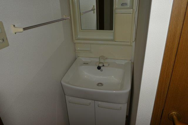 フォルム恵喜の独立洗面台