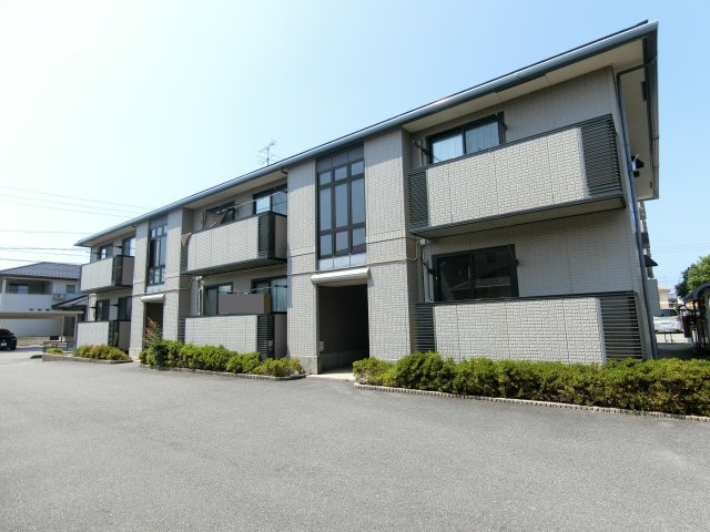 デュークコートの外観