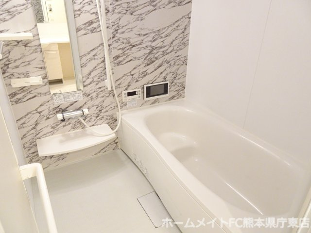 熊本市中央区九品寺３丁目のアパートの浴室