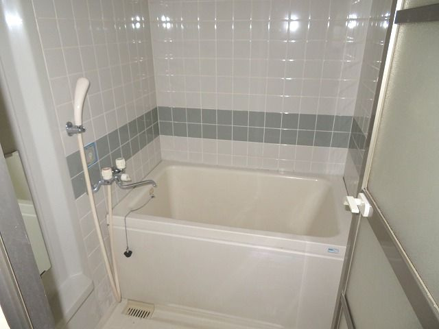 ハイム24の浴室|日々の暮らしに欠かせないお風呂です