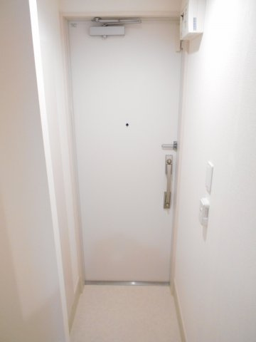 リブリ・ル・シェノンの玄関