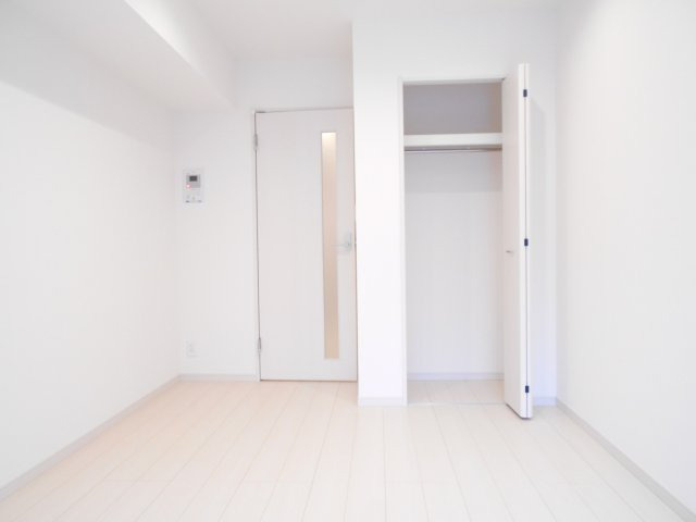 リブリ・ル・シェノンの居間・リビング|※反転タイプ