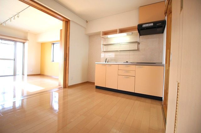 カーサ地球33番地の居間・リビング|ゆったりとした居間です