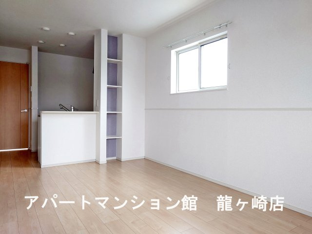 ベラカーサ　プリモの居間・リビング