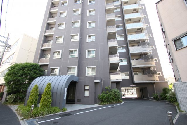 ヴェリテ永和駅前の外観