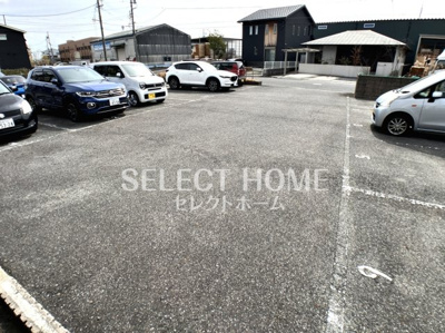 【駐車場】 | Ｐａｒｋ　ＨｅｉｍｕＡ | 駐車場があるので、車を買う予定の方も安心です