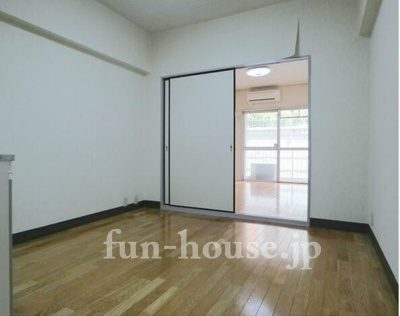 【居間・リビング】 | ハイツ千駄ヶ谷