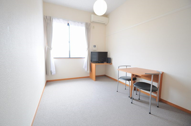 【居間・リビング】 | レオパレス猪名寺Ⅲ