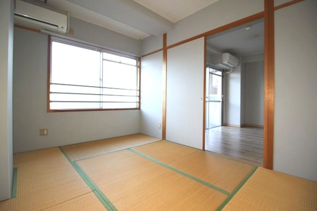 ルミネハイツの和室|来客時にも便利な和室付き