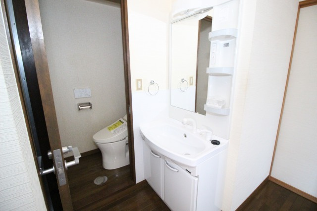 ルミネハイツの独立洗面台|朝の身支度には欠かせない独立洗面化粧台