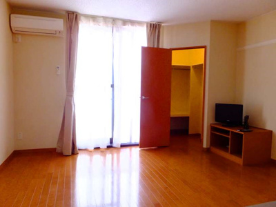 【居間・リビング】 | レオパレスエメラルドストーン