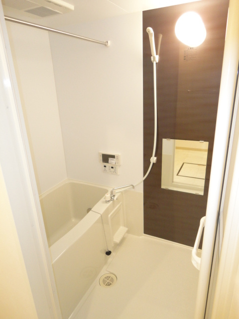 ルネス荒木五番館【キャッシュバック対象物件】の浴室