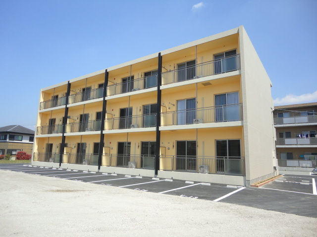 ルネス荒木五番館【キャッシュバック対象物件】の外観