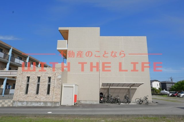 ルネス荒木五番館【キャッシュバック対象物件】の外観|おしゃれな外観です