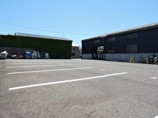 【駐車場】