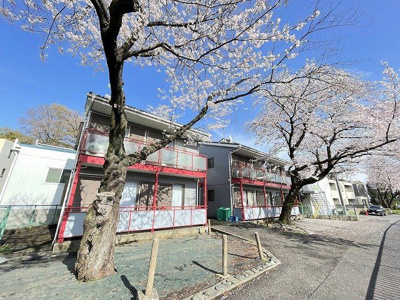 【外観】 | グレース小川 | 小田急線「柿生」駅まで徒歩6分！便利な立地の2階建てアパートです♪通勤通学はもちろん、お買い物やお出かけにもGood☆