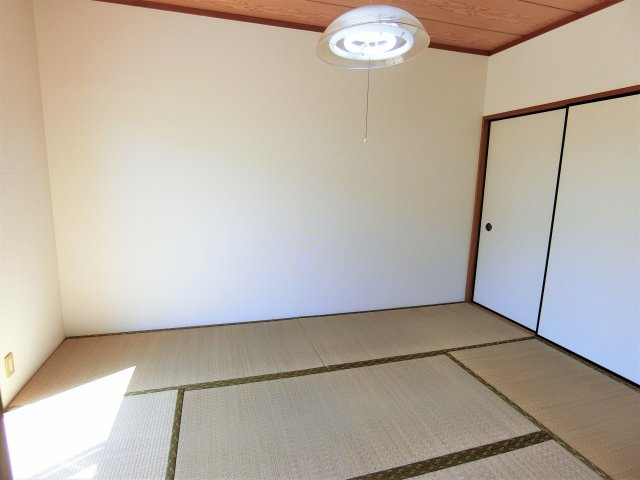 斉藤ハイツの和室