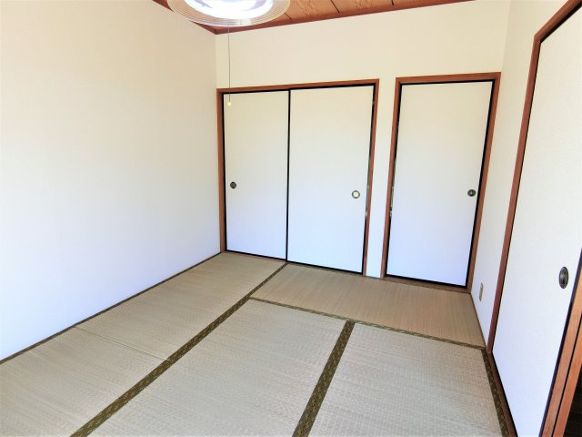 斉藤ハイツの和室