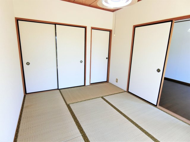 斉藤ハイツの和室