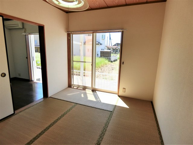 斉藤ハイツの和室