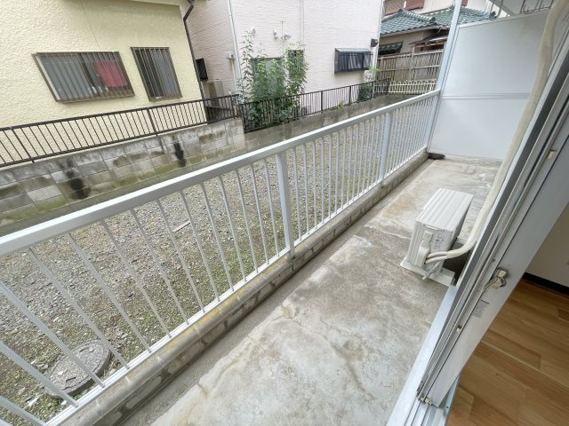 セルアーモ春日部のバルコニー