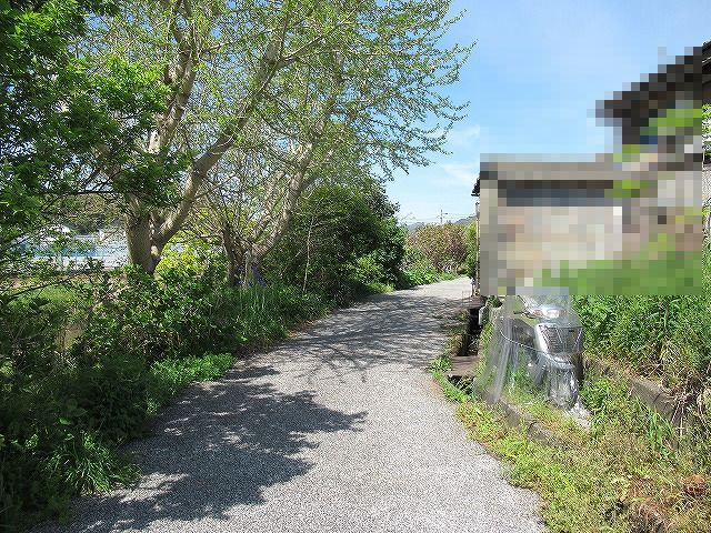 土佐市蓮池の前面道路含む現地写真