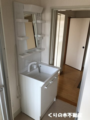 【洗面所】 | 佐々木マンション | 忙しい朝には欠かせない洗面所です