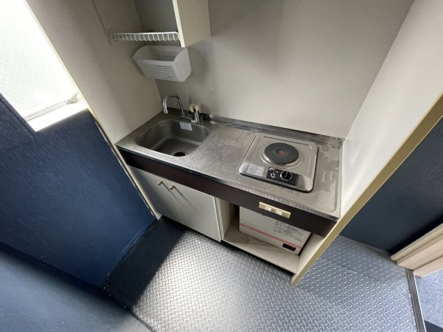 春日ビルⅡのキッチン|きれいなキッチンです