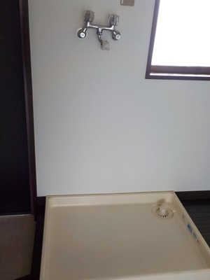 【設備】 | 第一柏原マンション | 洗濯機置場