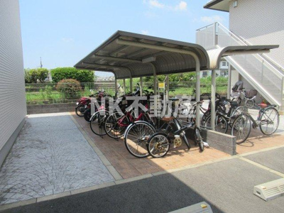 【その他共用部分】 | サン・メゾンA棟・（東花園賃貸） | 駐輪場です