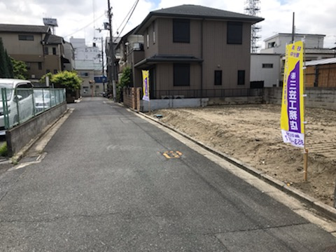 グラッド・タウン　ニュー氷野２丁目の前面道路含む現地写真|■前面道路は約4.7ｍ♪♪