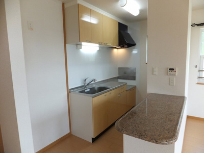 【キッチン】 | ラフレーズ | コンパクトなキッチンで掃除もラクラク