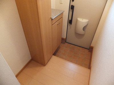 【玄関】 | ラフレーズ | 収納もある玄関です