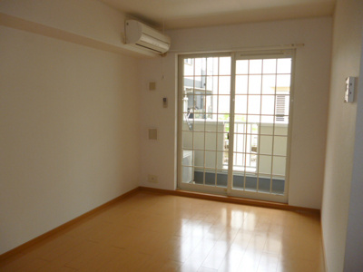 【居間・リビング】 | レインボー宝積