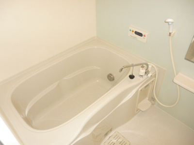 【浴室】 | レインボー宝積