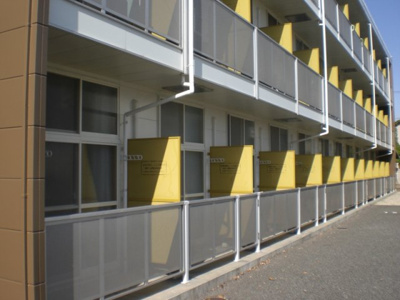 【バルコニー】 | レオパレスＣＯＭＦＯＲＴひらのⅠ