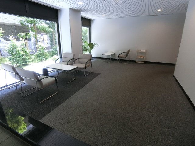 コスモハイム元住吉のロビー