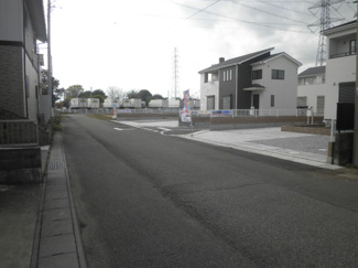 【前面道路含む現地写真】 | 前面道路含む現地写真です