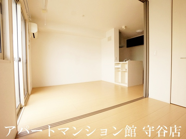 ルミエールＫⅡの寝室