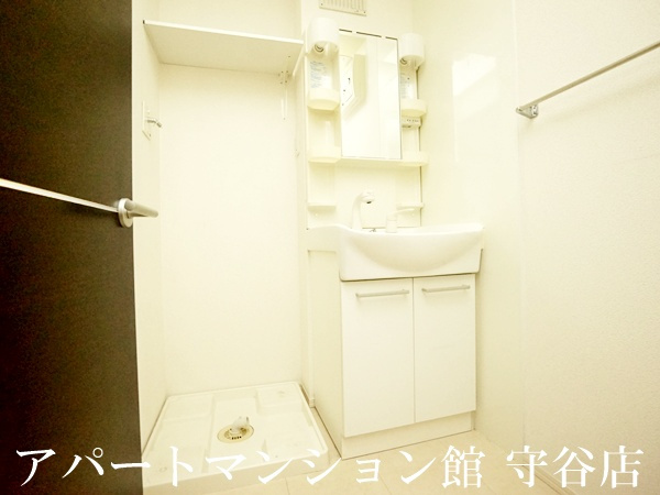 ルミエールＫⅡの独立洗面台