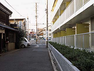 【バルコニー】 | レオパレススリーアローズ