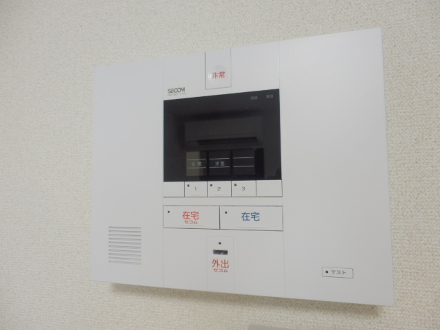 【セキュリティ】 | レオパレススリーアローズ