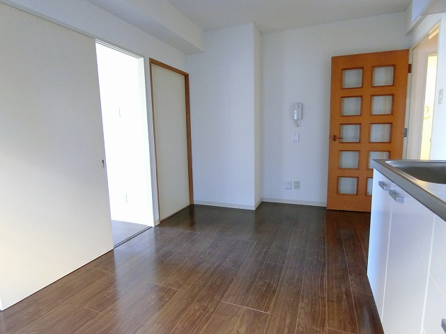 ビコーハイツの居間・リビング