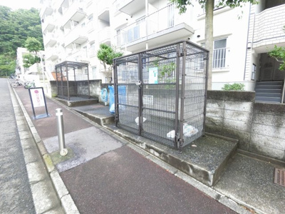 【その他共用部分】 | ニューライフ金沢文庫F棟 | 敷地内ゴミ置場