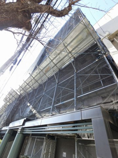 【外観】 | 横浜市営地下鉄ブルーライン「阪東橋」駅徒歩5分、京急本線「黄金町」駅徒歩10分。
通勤時間の短縮でご家族と過ごす時間を増やす事が出来ます。