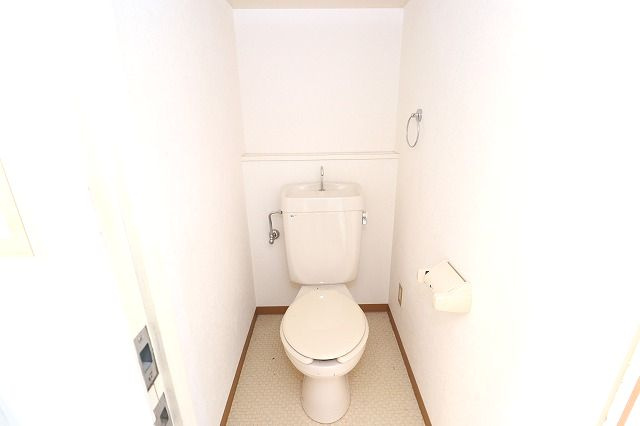 レジデンス・ニチューのトイレ|シンプルで使いやすいトイレです