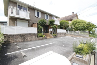 【駐車場】 | ル　ヴェール | 車をお持ちの方に嬉しい駐車場付きの物件です